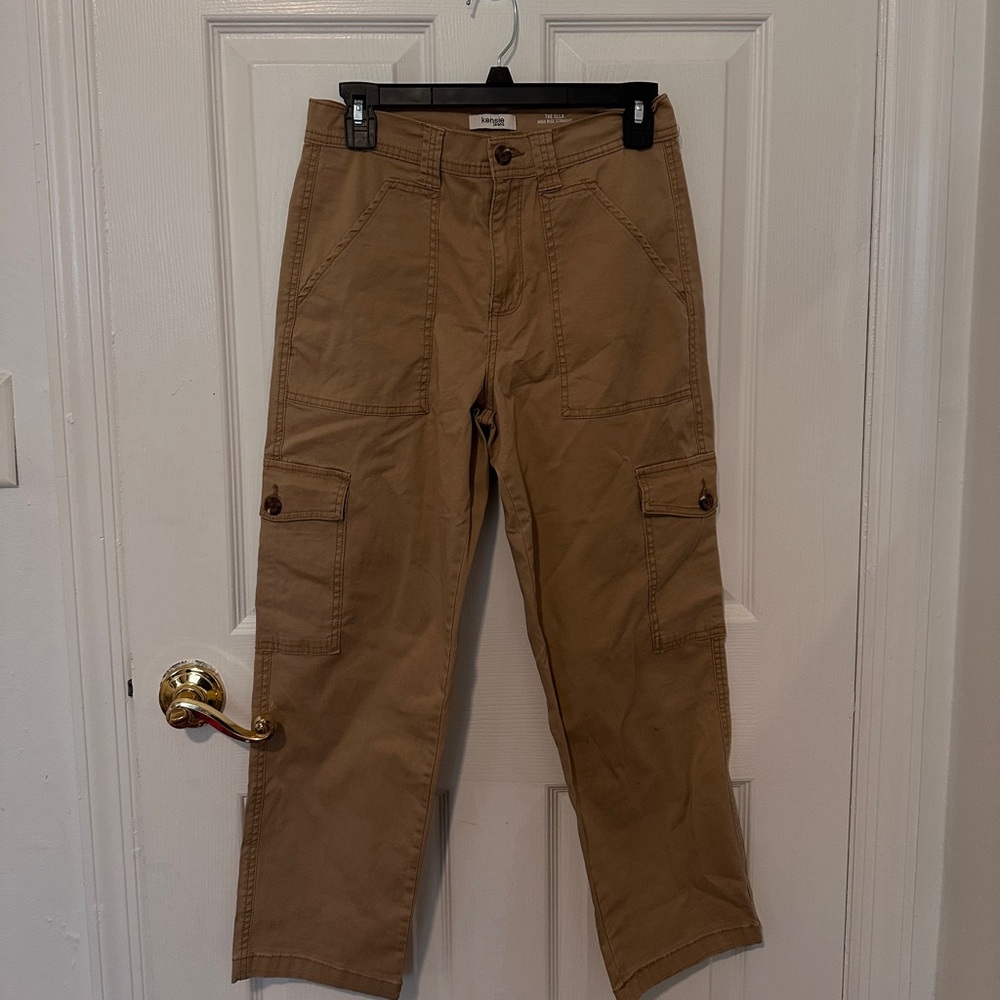 Kensie Hi-Rise Straight Cargo Jeans